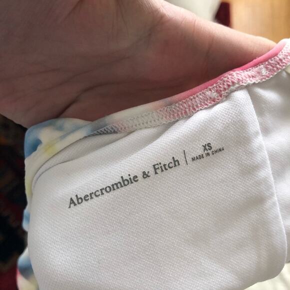 Abercrombie & Fitch Tie Dye Low Back One Piece Swimsuit - Picture 5 of 6